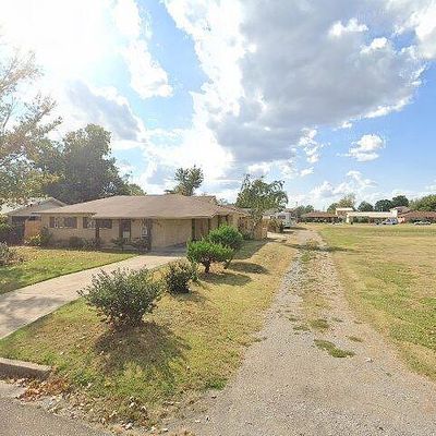 1025 Ritchie Ave, Clarksdale, MS 38614