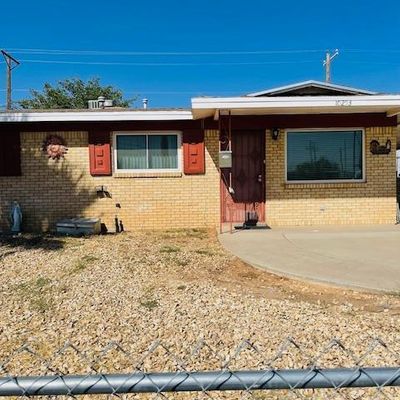 10253 Yellowstone St, El Paso, TX 79924