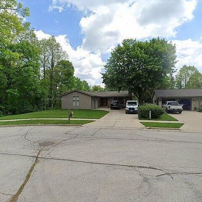 1027 Cherrywood Cir, West Bend, WI 53090