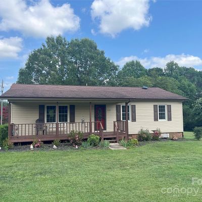 1030 22nd Street Place, Hickory, NC 28601