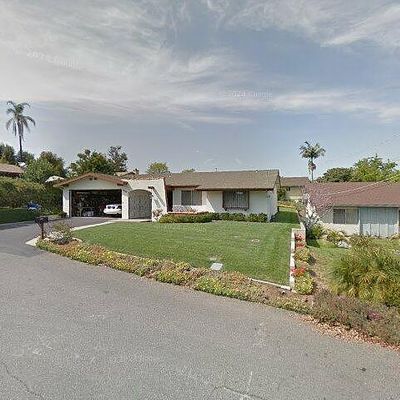 1030 Emelita St, Fallbrook, CA 92028