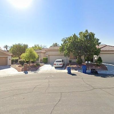 10301 Broom Hill Dr, Las Vegas, NV 89134