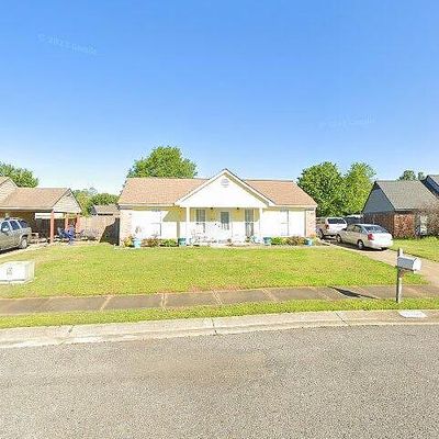 10340 Maplebrook Ln, Olive Branch, MS 38654