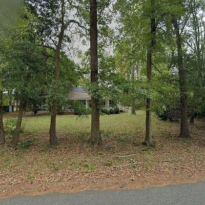 104 Burchwood Cir, Cheraw, SC 29520