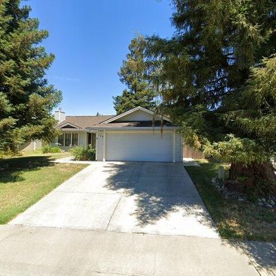 104 Blue Water Cir, Sacramento, CA 95831