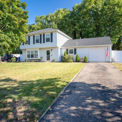 104 Cayuga Ct, Toms River, NJ 08755