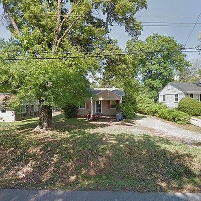 104 E Decatur St, Greenville, SC 29617