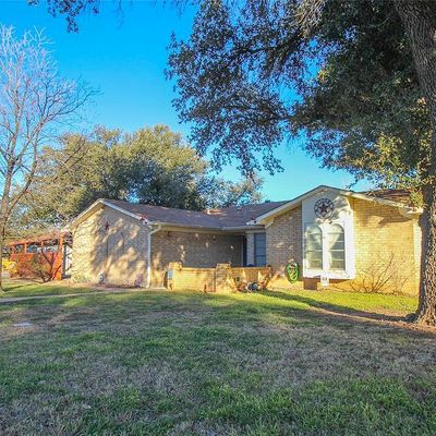 104 Sage Dr, Breckenridge, TX 76424