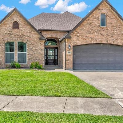 104 Sterling Ridge Dr, Nederland, TX 77627