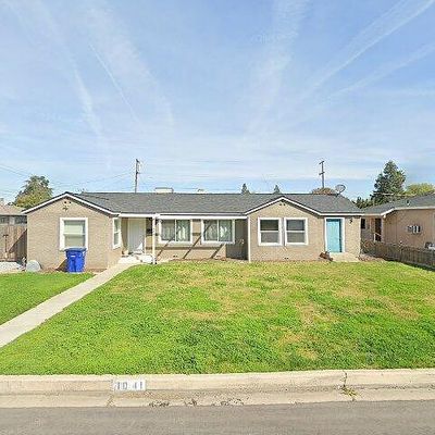 1041 Ventura St, Kingsburg, CA 93631