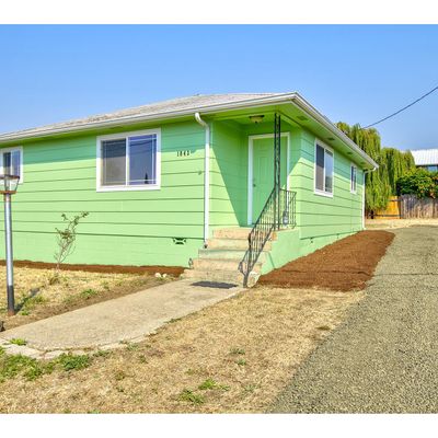 1043 Ne College Dr, Roseburg, OR 97470