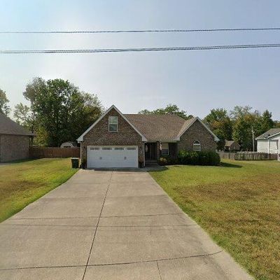 1048 Station Dr, Goodlettsville, TN 37072