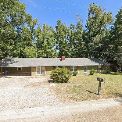 105 Allen Ave, Leesville, LA 71446