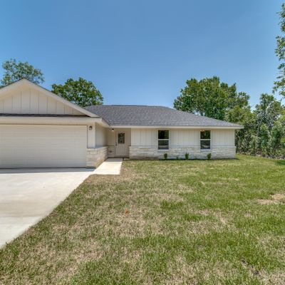 105 Indian Trail, Seguin, TX 78155