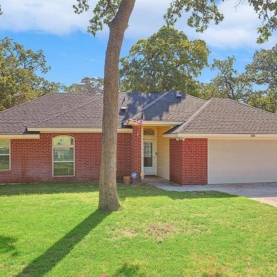 105 Tabor Ln, Chico, TX 76431