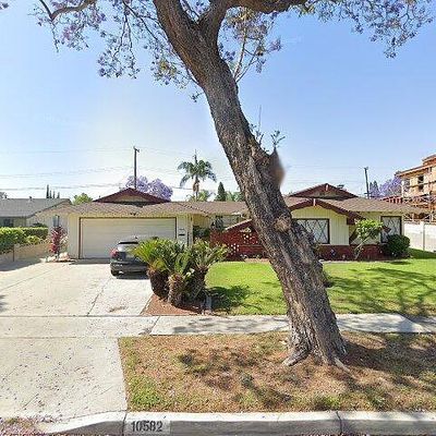 10582 Geraldine Rd, Garden Grove, CA 92840