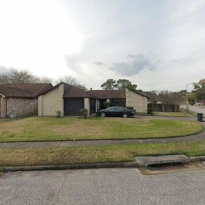 106 Fargo Woods Dr, Houston, TX 77015