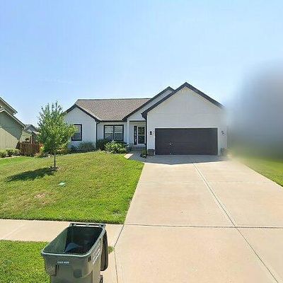 107 N Pear St, Gardner, KS 66030