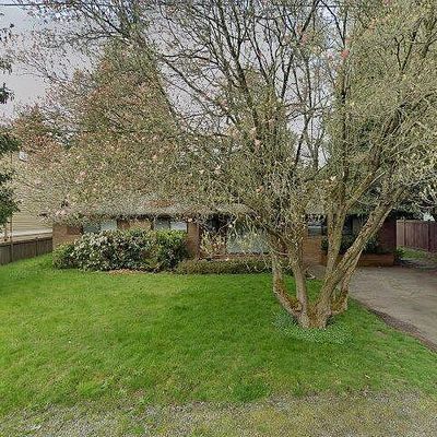 10749 19 Th Ave Ne, Seattle, WA 98125