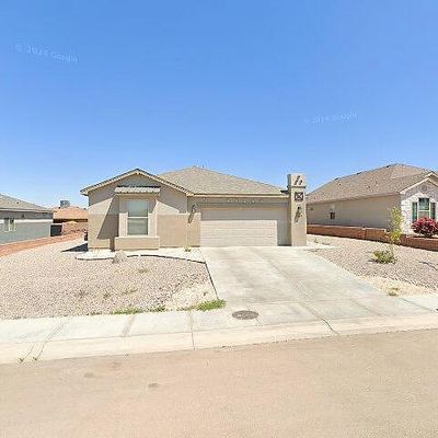 1077 El Nido Dr, Alamogordo, NM 88310