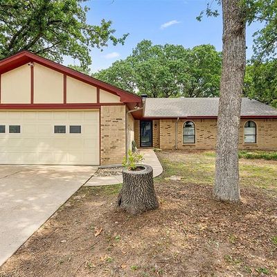 108 Camelot Dr, Weatherford, TX 76086