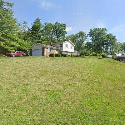 1084 W Hillside Dr, New Castle, IN 47362