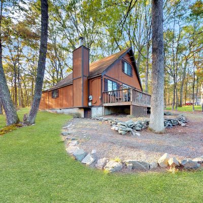 109 Doe Loop, Bushkill, PA 18324