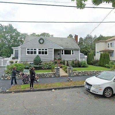 11 Bristow St, Saugus, MA 01906