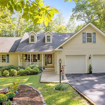 11 Chatham Ln, Palmyra, VA 22963