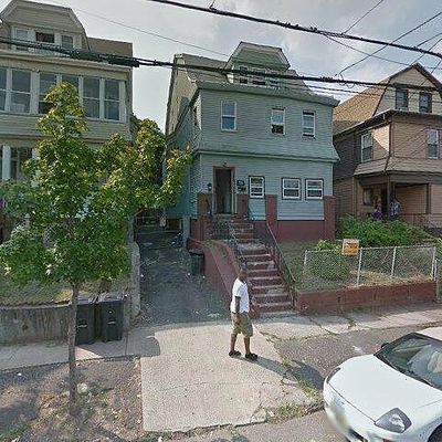 11 Farley Ave, Newark, NJ 07108