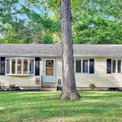 11 Hurd Bridge Rd, Clinton, CT 06413