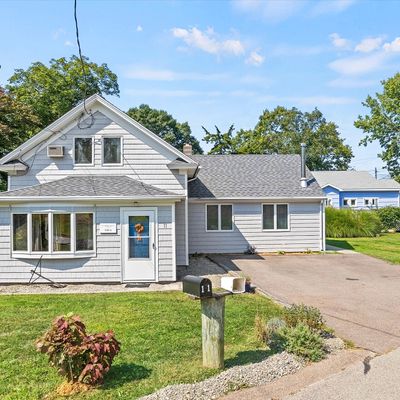 11 Lindberg Rd, Stonington, CT 06378