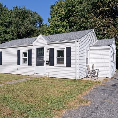 11 Oakview St, Worcester, MA 01605