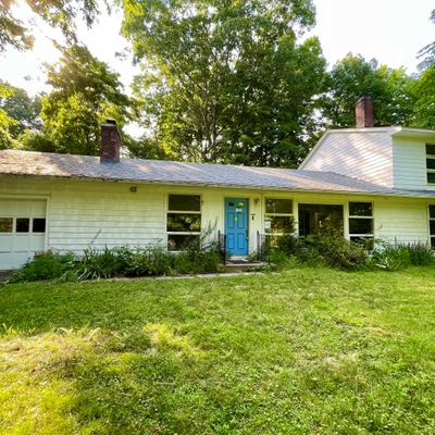 11 Rundelane, Bloomfield, CT 06002