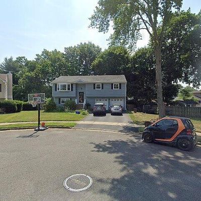 11 Thornton Ct, South Plainfield, NJ 07080