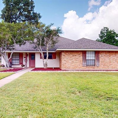 110 Augusta Ave, Benton, LA 71006