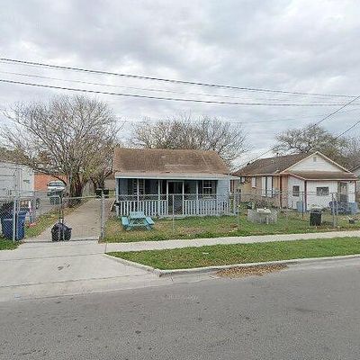 110 Clemmer St, Corpus Christi, TX 78415