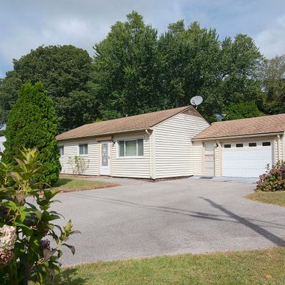 1 Meadow Lark Ln, Stonington, CT 06378