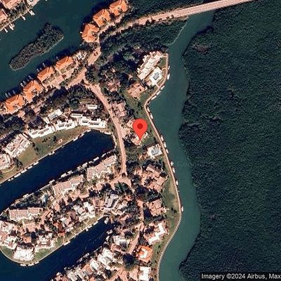 1 Pumpkin Cay Rd, Key Largo, FL 33037