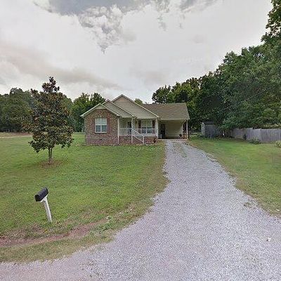 1 Silverton Dr, Summertown, TN 38483