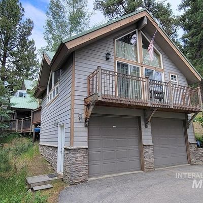 10 Badger Hollow Rd, Cascade, ID 83611