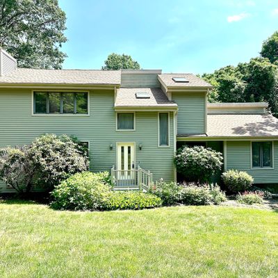 10 Old Orchard Rd, Shelton, CT 06484