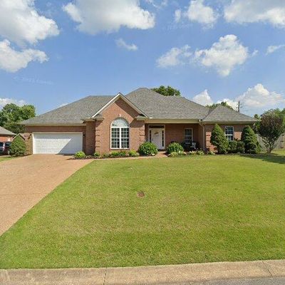 10 Walnut Creek Dr, Jackson, TN 38305