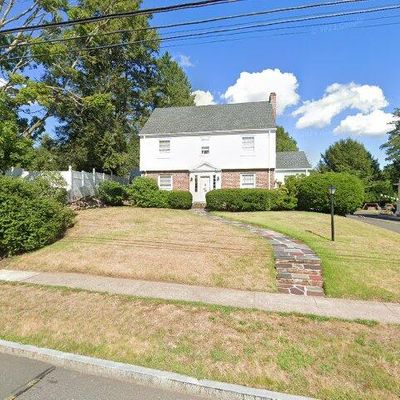 10 Wardwell Rd, West Hartford, CT 06107