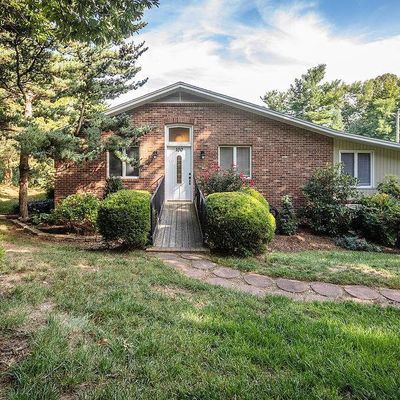 100 Breezewood Ter, Bridgewater, VA 22812