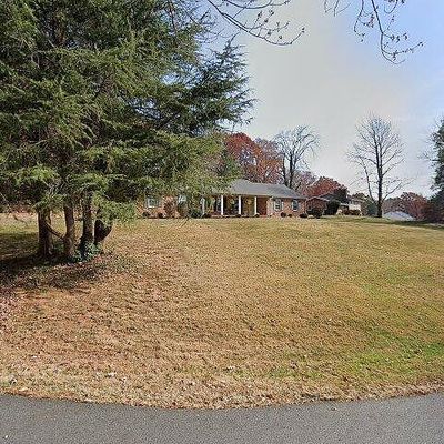 100 Chesterfield Rd, Lynchburg, VA 24502