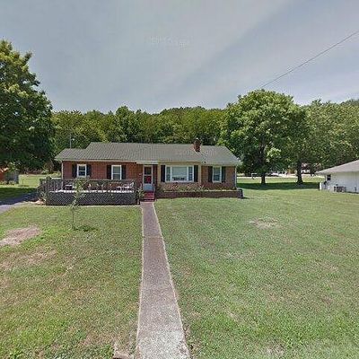 1000 E Lake Ave, Celina, TN 38551