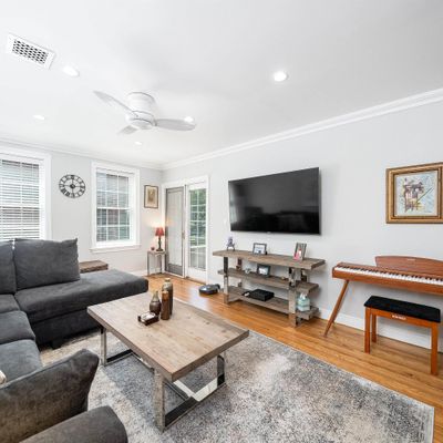 1001 Clinton St #2 E, Hoboken, NJ 07030