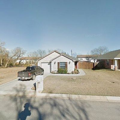 1004 Copperas Bnd, Caldwell, TX 77836