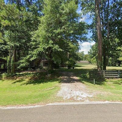 1007 N Pine St, Woodville, TX 75979